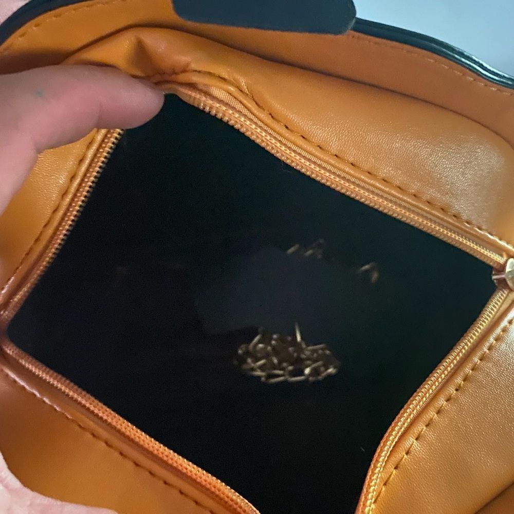 Restocked!! - NWT Halloween Bag - Picture 5 of 6